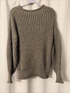 Classic Crewneck Chunky Knit Sweater - Taupe